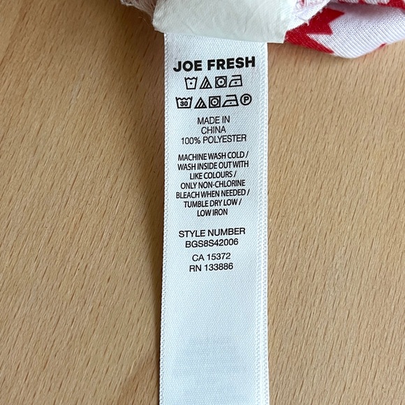 🍓4/$15🍓 Joe Fresh Baby Romper with Maple Leaf and Bunny Print - Picture 4 of 8